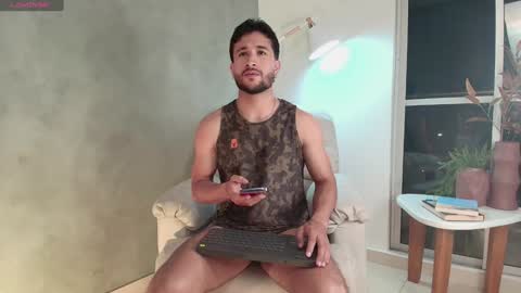 Valentino online show from 01.18.25