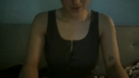 Snapshot of valenv chatting on 04.25.26 valenv online show from 04.25.26
