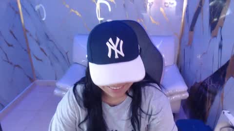 valeri_harpers4 online show from 09.24.25