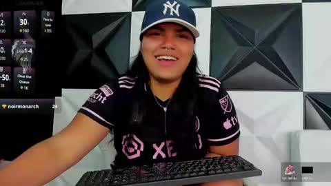 Snapshot of valeri_harpers4 chatting on 02.14.26 valeri_harpers4 online show from 02.14.26