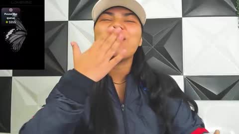 Snapshot of valeri_harpers4 chatting on 02.20.26 valeri_harpers4 online show from 02.20.26