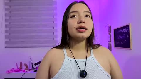 Snapshot of valeria_cherry chatting on 05.23.26 valeria online show from 05.23.26