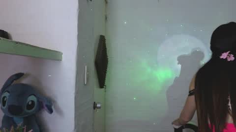 Snapshot of valeria_mendozza chatting on 04.21.26 online show from 04.21.26
