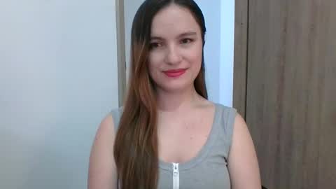 Snapshot of valeriafrannco chatting on 03.08.25 valeriafrannco online show from 03.08.25