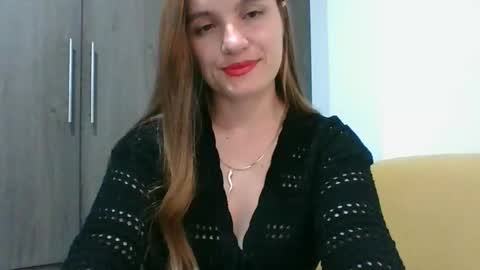 Snapshot of valeriafrannco chatting on 03.22.26 valeriafrannco online show from 03.22.26
