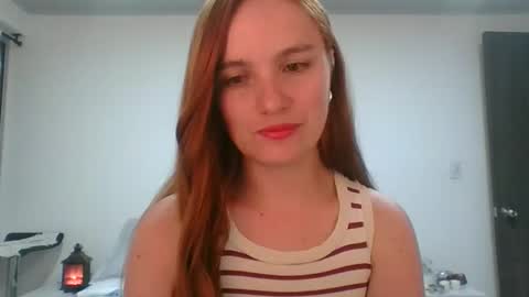 Snapshot of valeriafrannco chatting on 05.26.26 valeriafrannco online show from 05.26.26