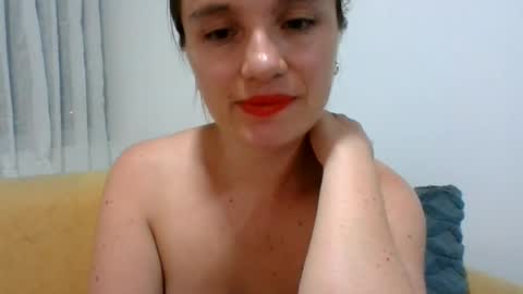 Snapshot of valeriafrannco chatting on 07.15.26 valeriafrannco online show from 07.15.26