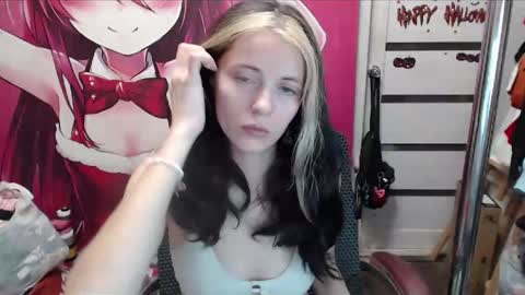 Snapshot of valeriaxkiss chatting on 03.22.26 ValeriaXKiss online show from 03.22.26