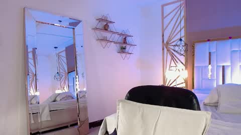 Valerie  online show from 04.03.26