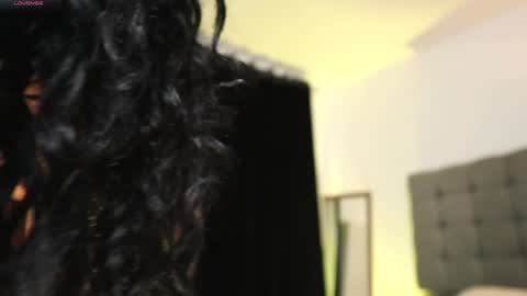 Snapshot of valeriebony chatting on 01.10.25 Valerie Style3 online show from 01.10.25