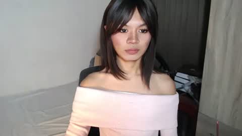 Snapshot of valerieflameshot chatting on 01.11.26 MISS Valerie online show from 01.11.26