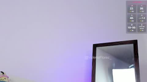 Valerie  Ig valerieflorez  online show from 01.31.25