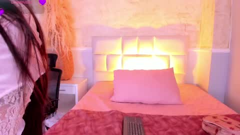 Snapshot of valeriekhaleesi chatting on 03.31.26 valeriekhaleesi online show from 03.31.26