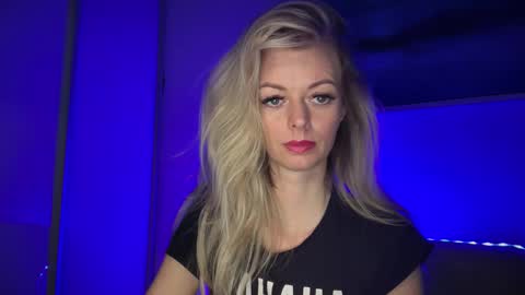 Valerie  online show from 04.27.26