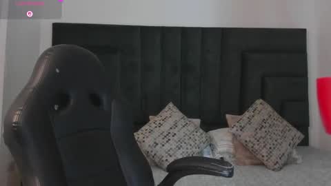 Valerie Mattson online show from 12.19.25