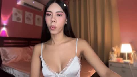 Snapshot of valerieriches chatting on 11.06.25 Valerie online show from 11.06.25