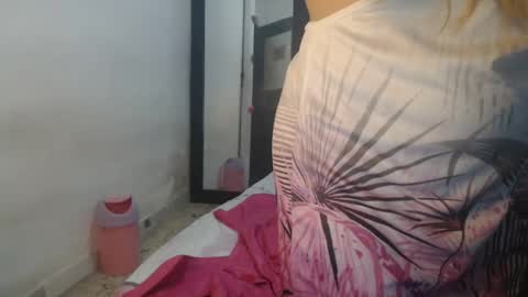 Snapshot of valerivegas chatting on 01.11.25 valerivegas online show from 01.11.25