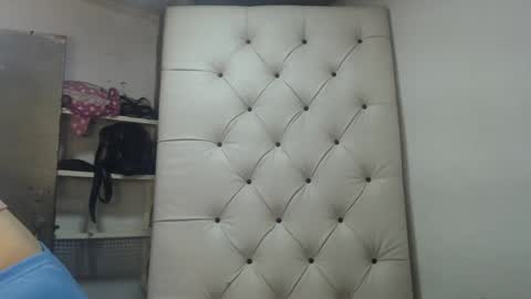 Snapshot of valerivegas chatting on 01.31.25 valerivegas online show from 01.31.25