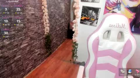 Snapshot of valery__69 chatting on 10.10.25 valery__69 online show from 10.10.25