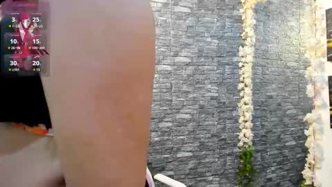 Snapshot of valery__69 chatting on 11.15.25 valery__69 online show from 11.15.25