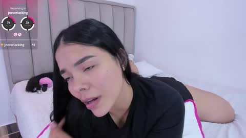 Cris  online show from 02.22.25