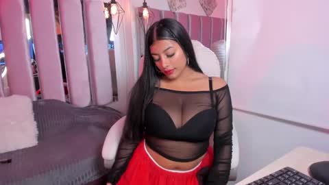 Snapshot of valery__ws chatting on 03.08.25 Valery online show from 03.08.25