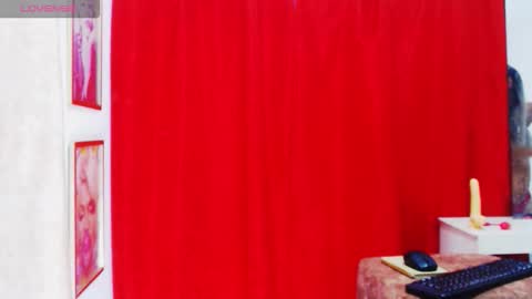 valery_smolls22 online show from 10.24.25