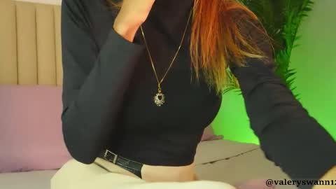Snapshot of valery_swan1 chatting on 11.20.25 Valery swan1 online show from 11.20.25