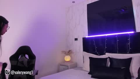 Val online show from 09.11.25