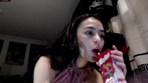 Snapshot of valerybaker1 chatting on 02.19.25 B V Naughty online show from 02.19.25