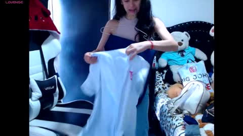 B V Naughty online show from 01.18.26