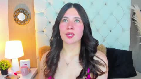 Snapshot of valeryfoxt chatting on 02.05.25 valery online show from 02.05.25