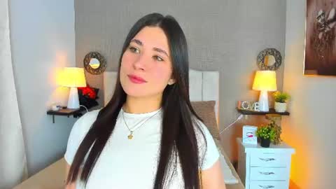 Snapshot of valeryfoxt chatting on 06.23.26 valery online show from 06.23.26