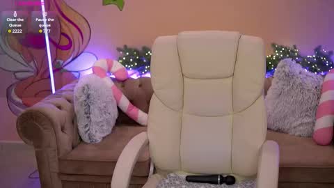 V A L E R Y  M U R online show from 12.17.25