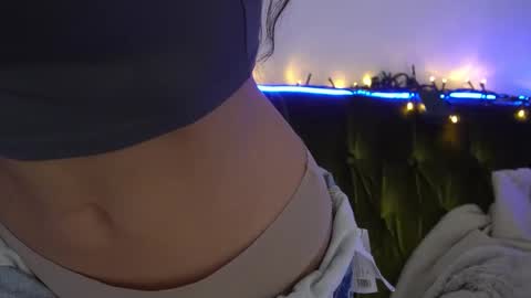 Snapshot of valeryroyale chatting on 02.07.25 Valery online show from 02.07.25