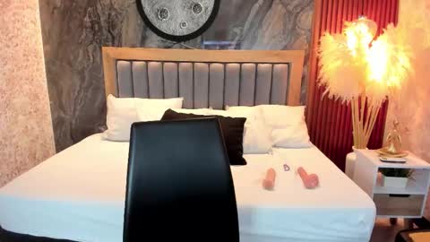 Valerie Shadey  online show from 12.15.25