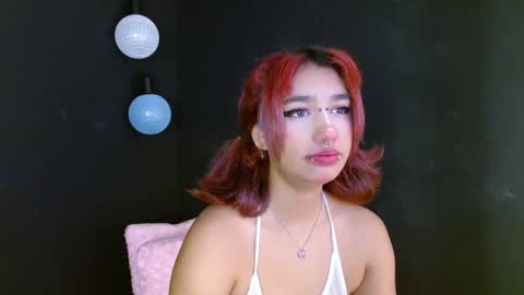 Snapshot of valerysmith18 chatting on 09.26.25 zoe online show from 09.26.25