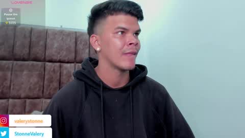 Valery Stonne  online show from 02.08.25