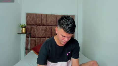 Valery Stonne  online show from 02.17.25