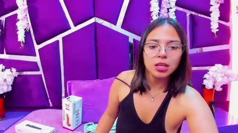 Snapshot of valerysweety__ chatting on 06.19.26 ValerySweety online show from 06.19.26
