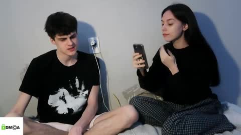 Snapshot of valesios chatting on 04.13.26 valesios online show from 04.13.26