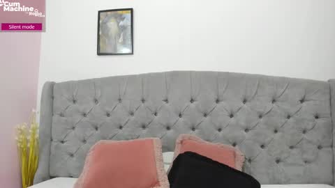 Snapshot of valesskahall chatting on 09.29.25 Valesskahall online show from 09.29.25