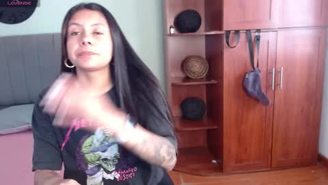 valevicious online show from 02.18.26