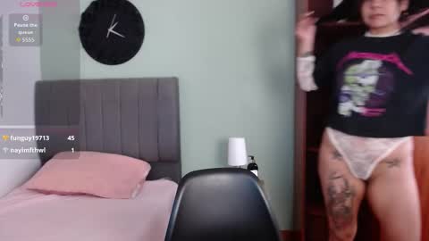 Snapshot of valevicious chatting on 03.16.26 valevicious online show from 03.16.26