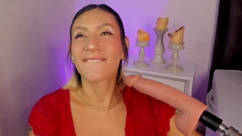 Snapshot of valka_doll chatting on 05.28.26 valka_doll online show from 05.28.26