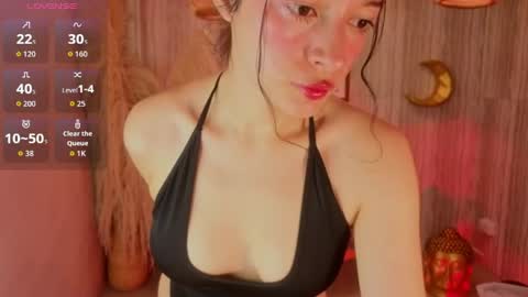 Snapshot of valkiria_ardent_s chatting on 05.15.26 Valkiria online show from 05.15.26