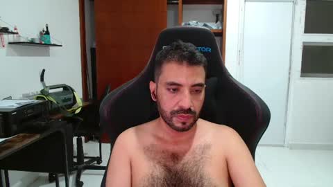 Snapshot of vallartamexi chatting on 06.30.26 Roberto Carlos online show from 06.30.26