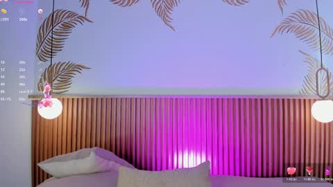 valleriie_ online show from 04.09.26