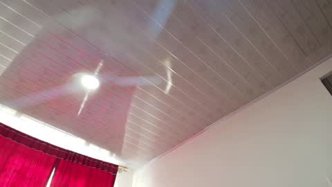 Snapshot of vallery_evanss chatting on 01.09.25 Taty independent account online show from 01.09.25