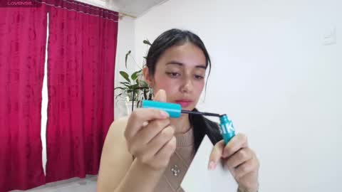 Snapshot of vallery_evanss chatting on 02.12.25 Taty independent account online show from 02.12.25